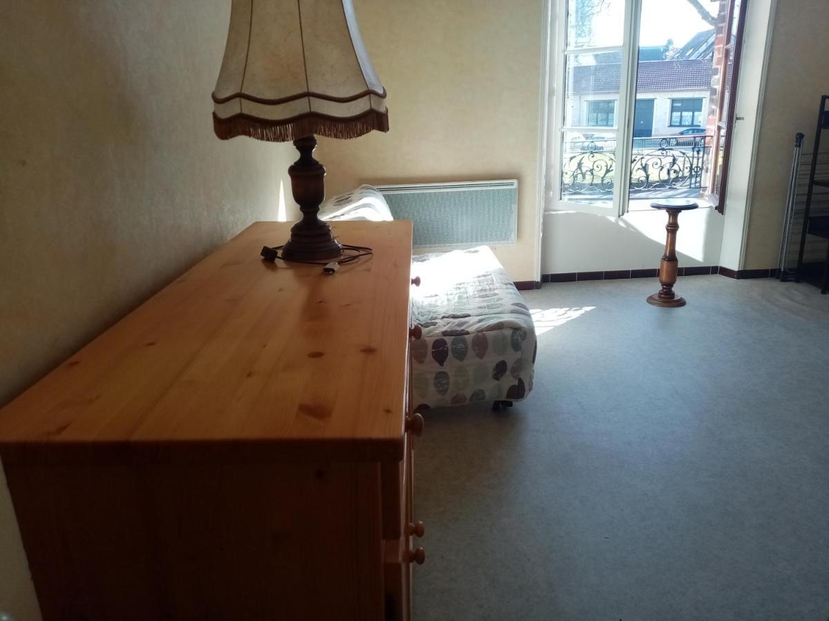 Appartement Du Pont De La Seine Troyes Kültér fotó